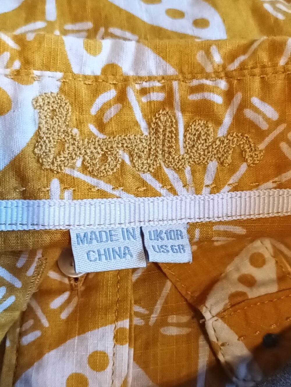 Boden Mustard Yellow Sleeveless Button-Down Top with White Floral Print - Picture 9 of 9